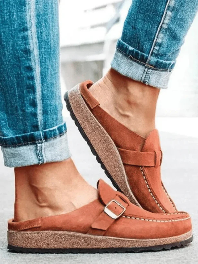 Amy™ - Sophisticated Clogs