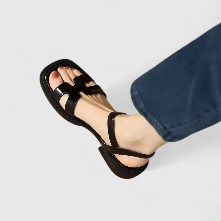 Deliane™ - Sophisticated Flat Sandals