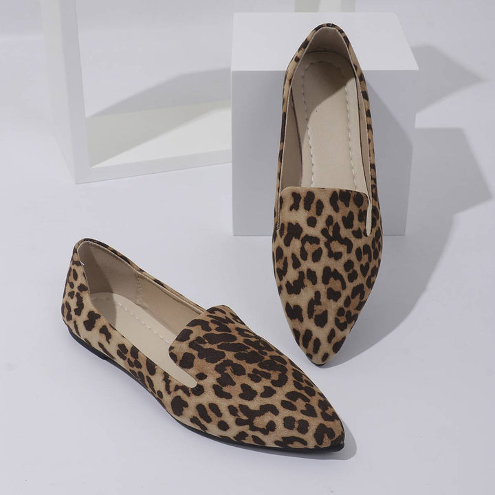 Yarrin™ – Chic Slip-On Flats