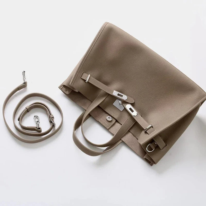 Aurelia™ - Sophisticated Handbag